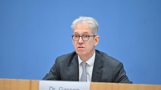 Gassen für Klinikschließungen und Praxisgebühr Foto: Portrait von KBV-Chef Dr. Andreas Gassen