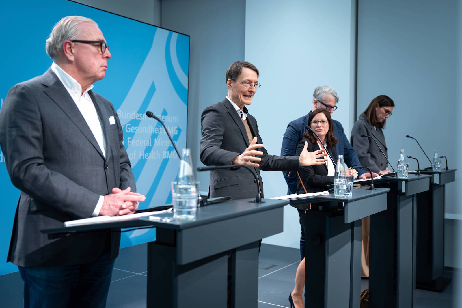 Krisengipfel mit Lauterbach: Ärzte „völlig unzufrieden“