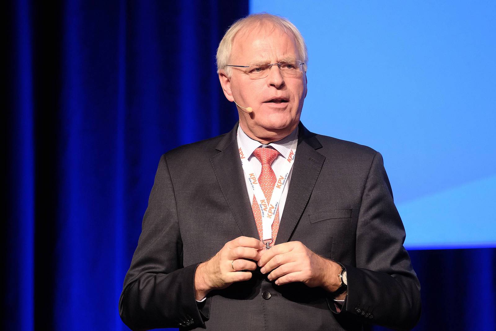 Medizin-Engpässe: Landkreise warnen