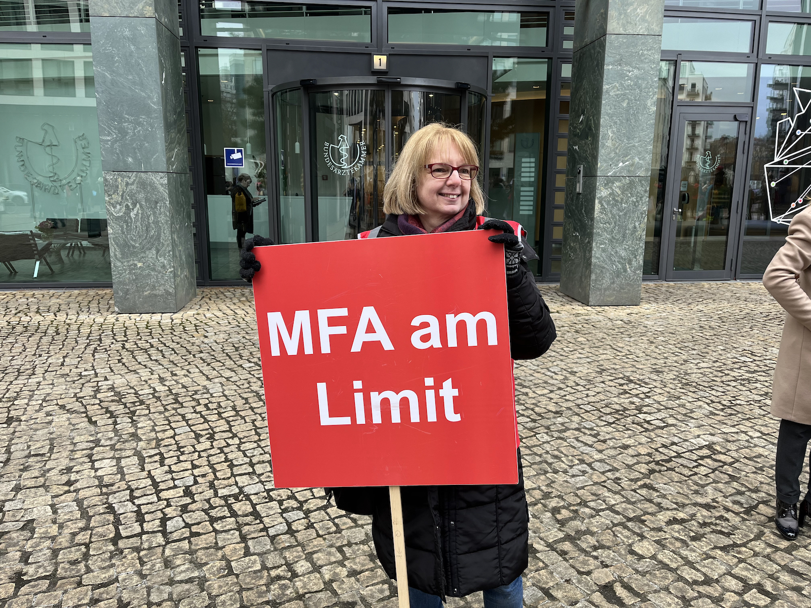 MFA: Praxis-Personal im Warnstreik