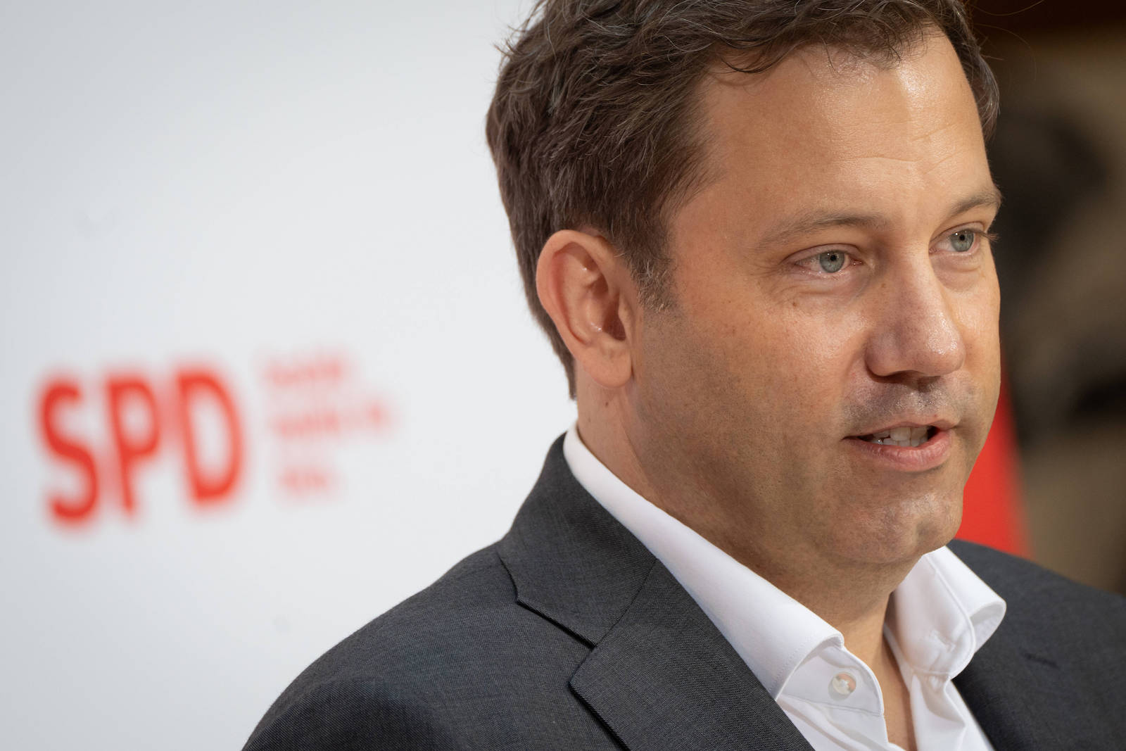 Klingbeil über Krebserkrankung und Koalitionsverhandlungen