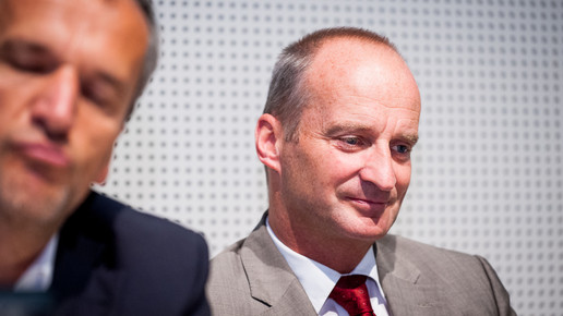 hsk debatte hennrich schmidt2 domma