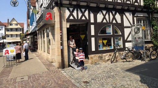 adler-apotheke2 miller wheelramp adler-apo