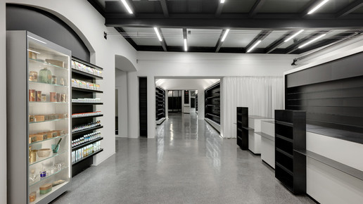 apo peer brixen leereregale6 peer brixen