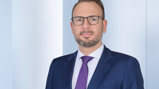 Dr. Christian Knobloch im Porträt.