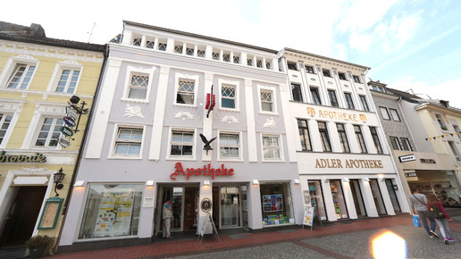 aussen 5 Adler-Apotheke