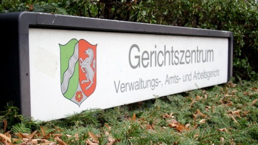 0001-1296047152 9940