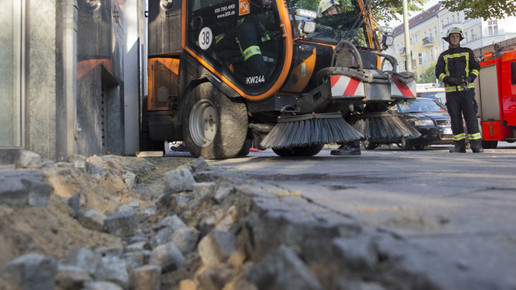 Kehrmaschine Unfall5 Abix