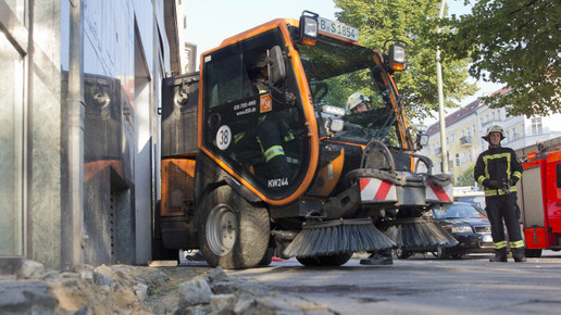 Kehrmaschine Unfall5 Abix