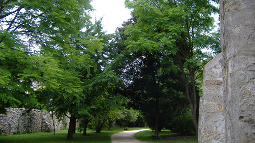 Noerdlingen Frickhinger-anlagen wikipedia manfi b cc by-sa 30