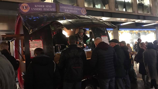Gluehwein 3 Lions Club Dortmund-Union