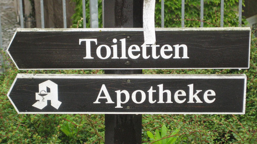 Wegweiser zur Apotheke