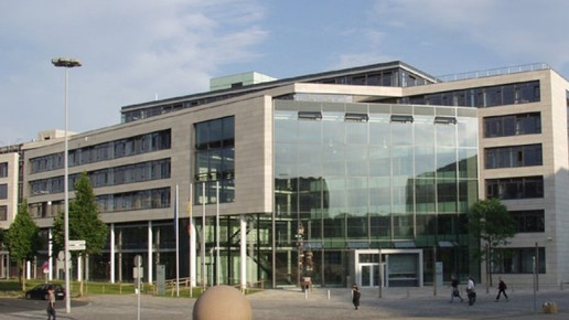 0002-1279794727 8078