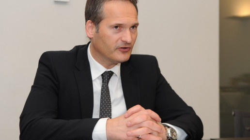 0003-celesio pinger redet eh aaneu