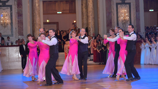 Pharmacieball 2017 17 AKOE