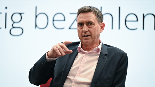 Foto: Oliver Blatt auf der Bühne
