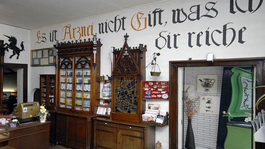 einhorn-apo lippstadt innen1 einhorn-apo