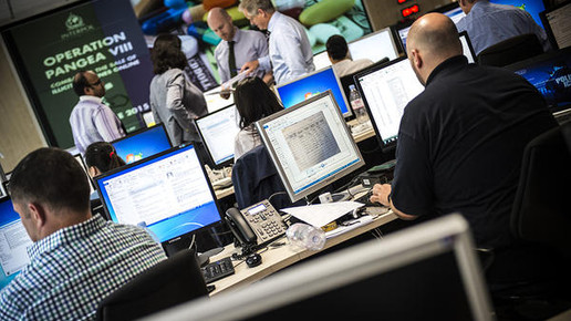 13-ND4 7158e sqligalleryslider Image