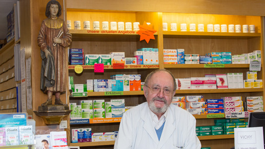 Adler-Apotheke Erlangen Bernd Nuermberger hv-tisch Marie-Theres Graf 