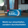 Hoggar Night® auf der APOTHEKENTOUR 2025: Jetzt im Fokus! Produktabbildung von Hoggar NIGHT – rezeptfreies Schlafmittel von STADA mit 20 Tabletten à 25 mg Doxylaminsuccinat zur kurzfristigen Behandlung von Einschlaf- und Durchschlafstörungen. Die Verpackung zeigt das Markenlogo, Wirkstoffangabe und den Claim „Nicht nur einschlafen, sondern durchschlafen“. Im Hintergrund ist ein beruhigendes Schlafzimmerambiente mit Lampe und Bücherregal zu sehen.“