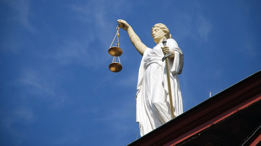 Unerlaubte Methadonabgabe – Bewährungsstrafe