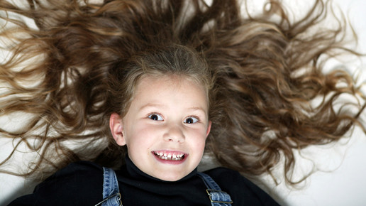 maedchen haare istock dak