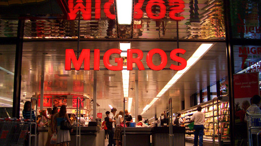 migros eingang1 aa