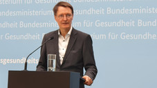 Lauterbach präsentiert Teststrategie