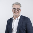 Dr. Markus Beier im Porträt und lächelnd. Mehr dazu im Artikel.
