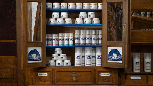 Offizin Hanel3 Apo zum Goldenen Biber