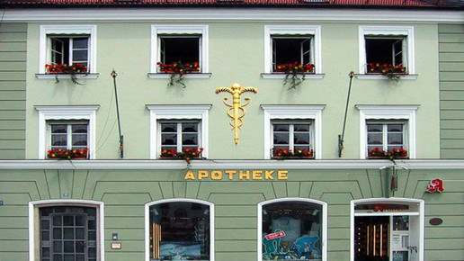 Stadt-Apotheke Osterhofen aussen stadt-apo
