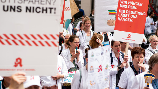 Abda: Flatterband kaufen, Presse einladen!