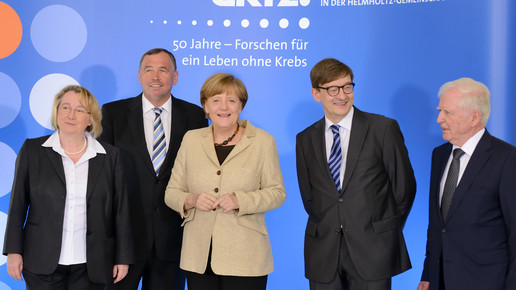 Merkel besucht DKFZ