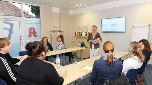 Beeke-Apotheke Scheesel Schulung Kinder Beeke-Apotheke