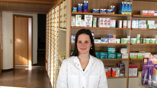 Nyguesi 8 Kronen-Apotheke