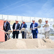 Phoenix: Neubau in Neuhausen Spatenstich bei Phoenix in Neuhausen