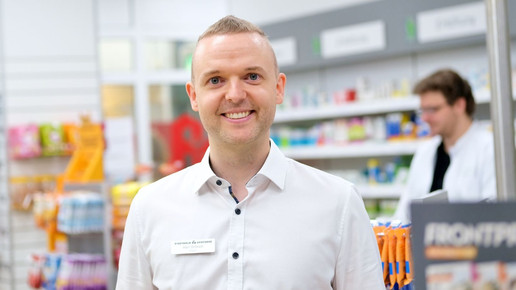  Simon Dittrich in der Stadtwald-Apotheke