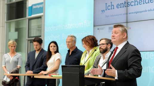 groehe-organspendepaten 20140606-1 eh