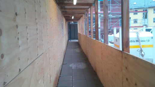 AErztehaus 11 Straussen-Apotheke