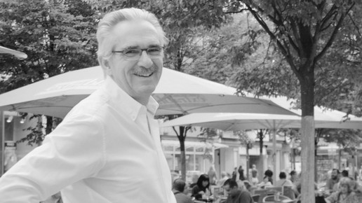 Thomas Bong im Portrait, schwarz-weiß
