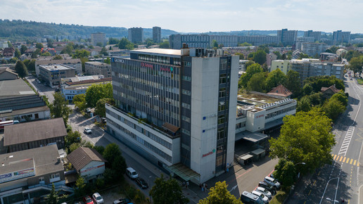 Galenica-Hauptsitz in Bern von schräg oben fotografiert