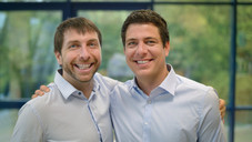 Doppelspitze für Hevert