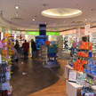 Moderne Apothekenoffizin am Flughafen München