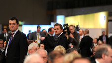 Bahr verliert – Rösler bestätigt