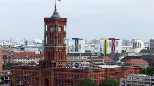 r rathaus 1 berlin eh