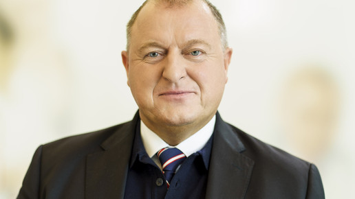 Foto: Portrait von Dr. Armin Hoffmann, Präsident der Bundesapothekerkammer und der Apothekerkammer Nordrhein
