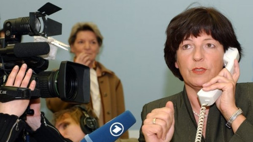 0004-1244823647 4356