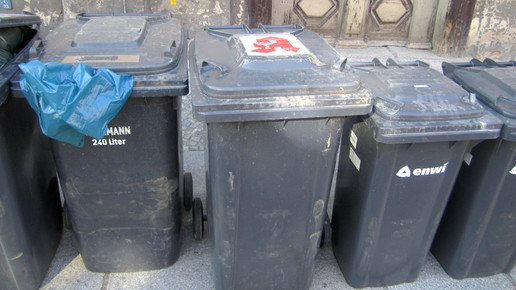 muelltonne apotheke aa