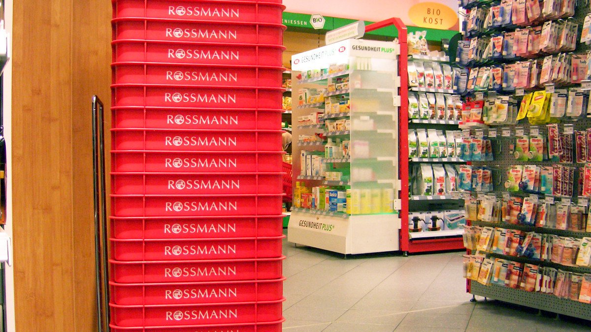 Rossmann-schickt-Versender-Aktien-auf-Talfahrt