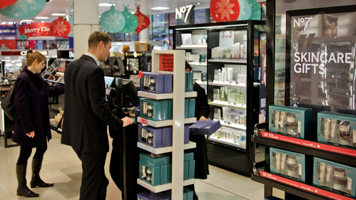 160628 boots no 7 display